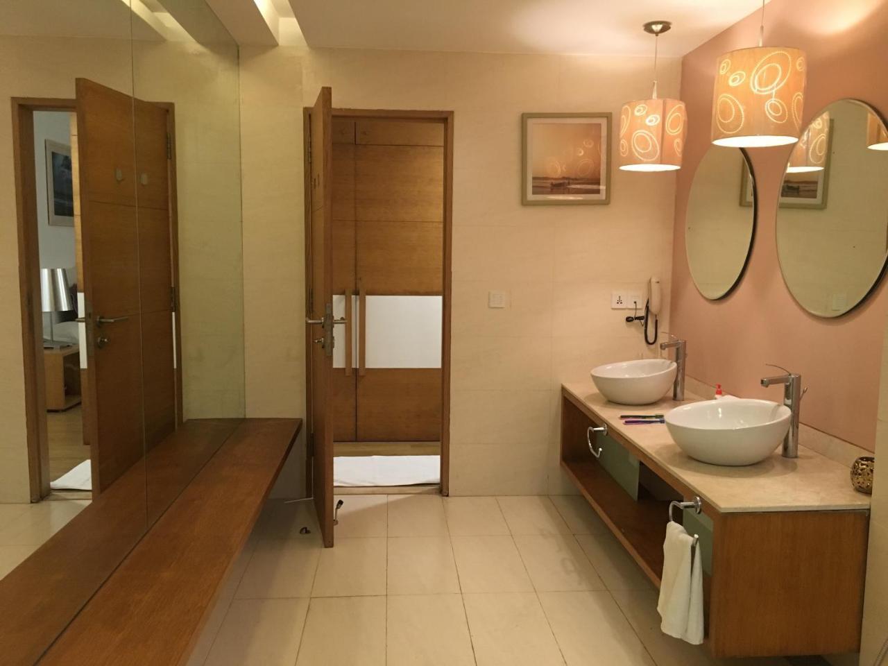Infiniti Bay Private Pool Villa Dabolim Exteriör bild