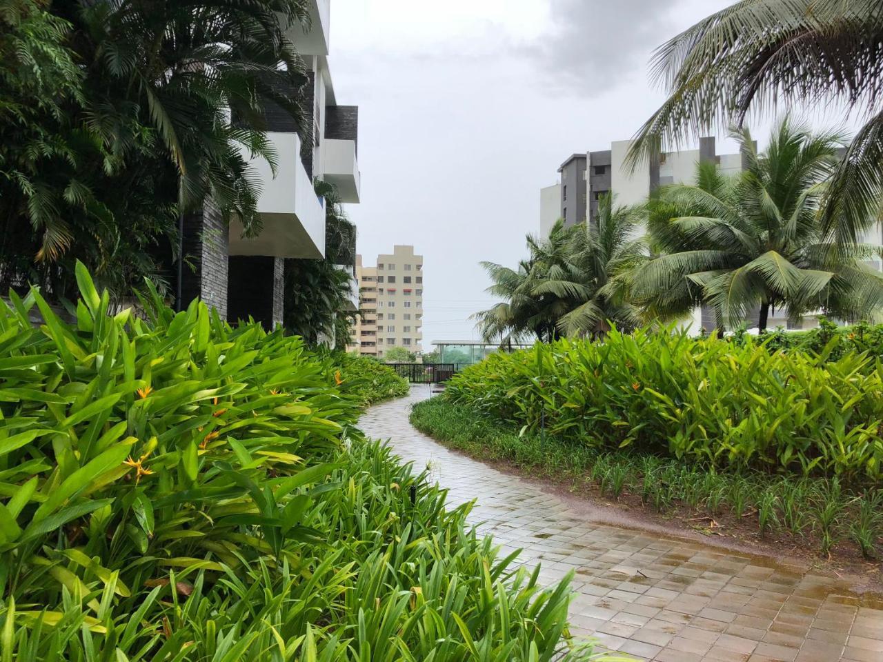 Infiniti Bay Private Pool Villa Dabolim Exteriör bild